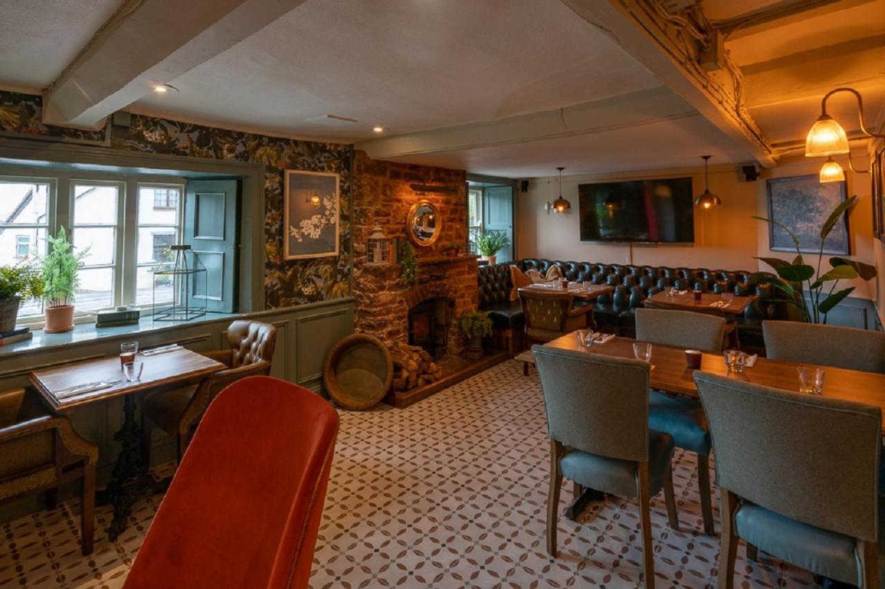 Compton Martin The Ring 'O' Bells酒店 外观 照片